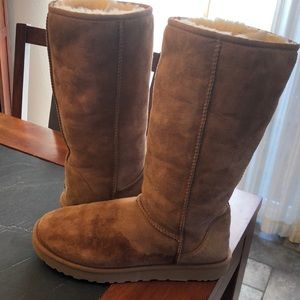 UGG Classic Tall II, Women’s Size 10